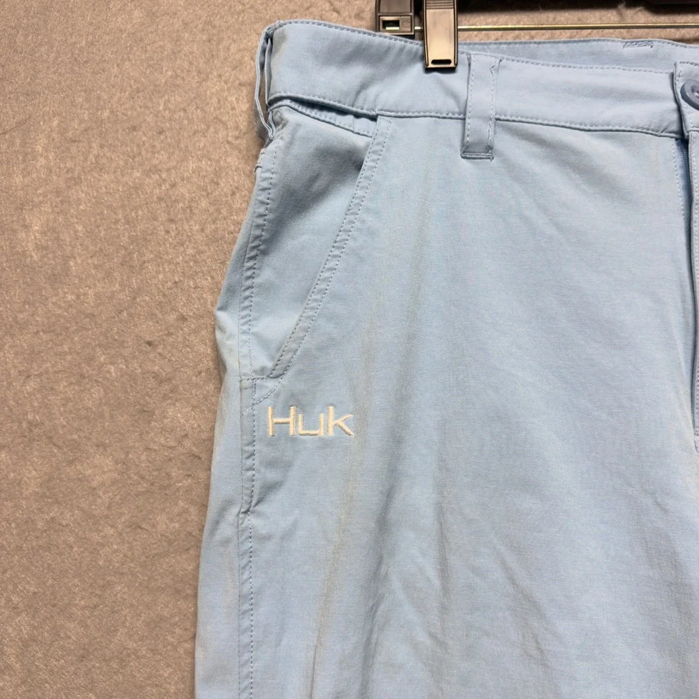 Huk Performance Fishing Shorts Men XXL Light Blue Zippered Cargo Pockets 38